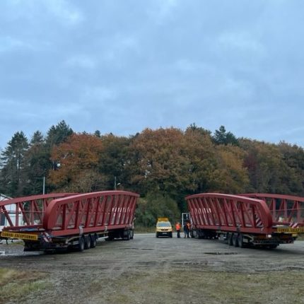 La passerelle au départ de nos ateliers